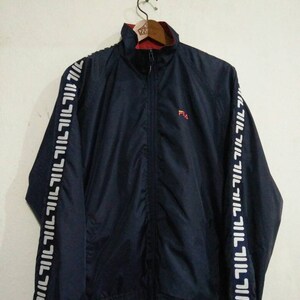 Sale Rare Vintage 90s Fila Full Logo Windbreaker Jacket Sweater Size S/Hip Hop/Rap/Swag/Gangsta/Casual/Streetwear/Hypebeast