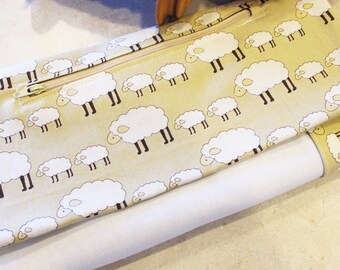 Lap Thing - Spinners Tool - Sheep Standing In A Row