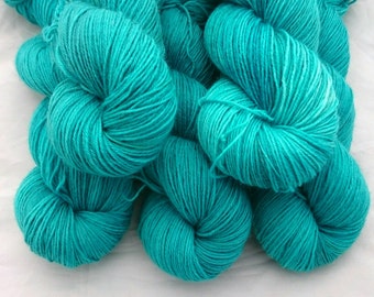 Handdyed Hopeasäie Sukka, Outsider 12