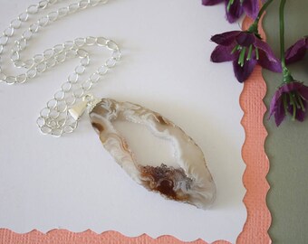 Geode Necklace Silver, Crystal Necklace, Geode Agate Slice, Boho Jewelry, Druzy Pendant, Natural Geode, GS127