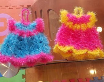 Doll dress scrubby, dish washing scrubby, kitchen cleaning, dish scrubby, crochet, handmade scrubby