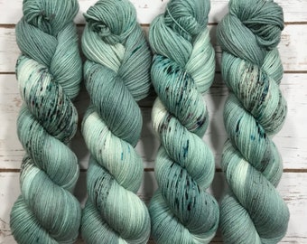 Merino sockyarn merino80/nylon20, fingering, 4-ply, 100g/3,5oz, handdyed