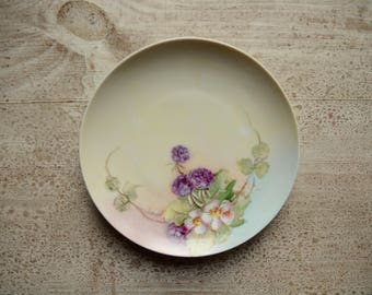 Limoge Purple Flower & Berries Plate