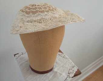 Vintage 1950’s Lace Bridal Hat