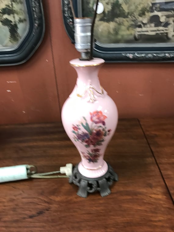 Pink floral lamp