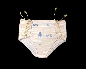 Rare! 1940s Lingerie / 40s WWII Novelty Panties / LACE UP Knickers / Suva Fiji 1945 / Embroidered
