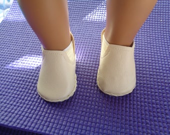 CHELSEA ANKLE BOOTS-Ivory Slip on Ankle Boots--for 18 Inch dolls-- Shown on my american girl doll