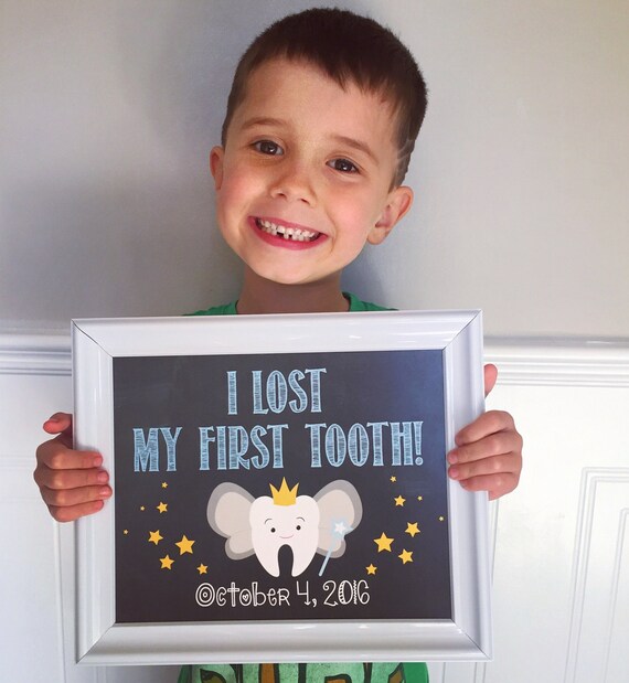 I lost my first tooth Printable Chalkboard Photo Prop / Blue