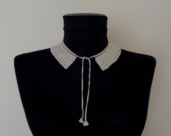 Vintage cotton crochet geometric collar, Romanian macrame necklace, elegant Peter Pan collar, detachable greige lace collar