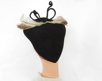 Vintage 1940s hat, black tilt with feathers, WW2 era