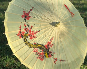Asian parasol, silk parasol, umbrella , yellow, flowers, boho decor, asian decor, chinese, sun shade, vintage parasol,