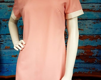 Cute 60s / 70s minidress, size 12.