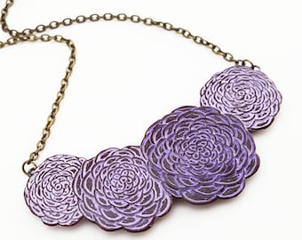 Chrysanthemum Flower Necklace , Purple and Lavender Mum Flowers, Floral Jewelry, Purple Flower Jewelry, Wife Gift, Gardener Gift, Mom Gift