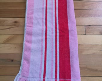 Vintage 1970s Pink White Striped Terry Cloth Bath Towel!
