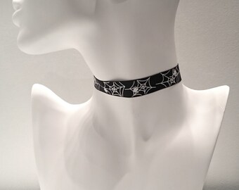 Spider Web Halloween Choker