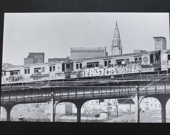 New York Skyline Vintage Original Press Photo 1981 Subway Chrysler Building NYC