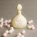 Porcelaine Franklin Amaryllis 1978 Perfume Bottle