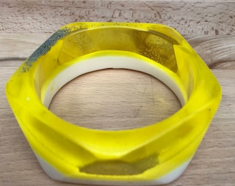 Yellow & Cream Glow-in-the-dark Bangle