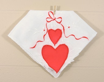 Vintage Valentine Hankie / Red White Heart Hankerchief / Sweetheart Hankie