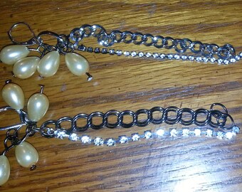 Rhinestone Chain Earrings (E 238)