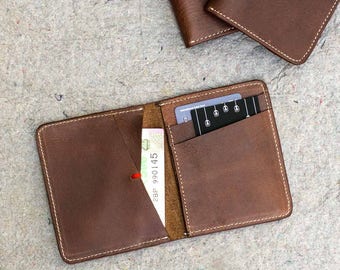 Rustic Brown Men's Slim Bi-fold Leather Wallet
