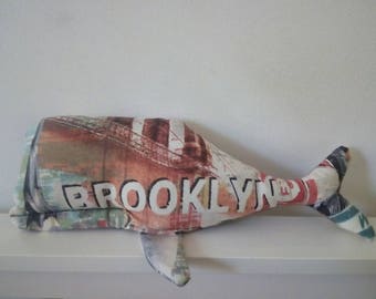 Urban whale medium size