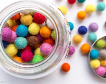 1cm Wool Felt Ball x 150 Multicolour. 10mm Felt Balls Mixed Colour. Wool. Pom Pom. Gumball. Beads. Wholesale. Bulk. Craft. Coaster. DIY.