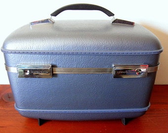 Vintage 70s American Tourister Metallic Blue Train Case / Cosmetic Case