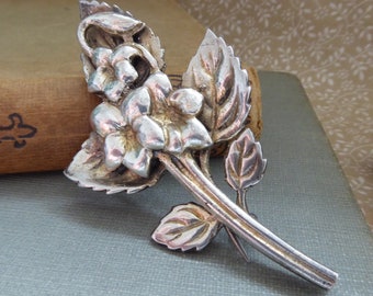 Vintage WW2 Sterling Silver Violets Brooch Thomas Millward & Co Birmingham 1944