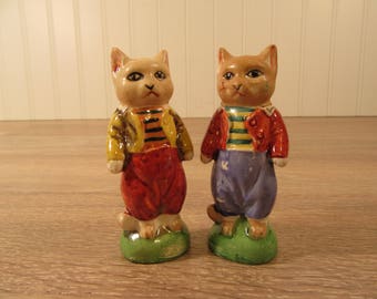 Sweet vintage china salt and pepper shakers- Japan- cat design