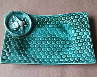 Ceramic Soap Dish Sponge Holder Trinket Dish Honey Bee malachite green