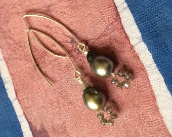 Pearls, Labradorite, 925 Sterling Silver earrings
