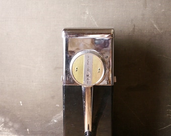 Vintage Ice-O-Mat Ice Crusher Machine - Retro Fifties Decor