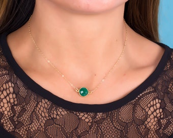 Gold Emerald Necklace, May Birthstone necklace, Bridesmaid necklace, Green emerald pendant, Gold necklace, Stone necklace | Phasis