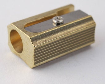 DUX "BLOC" BRASS Pencil Sharpener with 3 Spare Blades.
