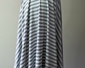 Full circle skirt. Cotton skirt. Summer skirt. Full circle skirt. Stripped skirt. Casual skirt. Street wear.