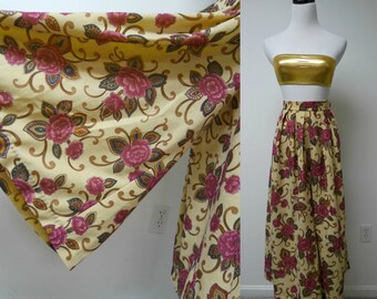 pink florals . 70s 80s vintage high waist cullotes . waist 35"