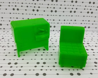 Eagle Toy Canada TV Armless Chair Living room Doll house furniture Rare Green soft plastic
