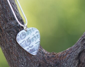 Men's Guitar Pick Pendant - Fine Silver
