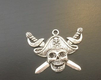 Pirates booty pendant
