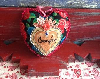 Heart-shaped Mini Pillow "Corazon"