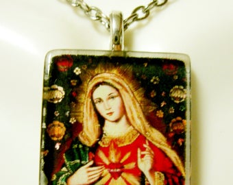 Immaculate heart of Mary pendant with chain - GP02-118