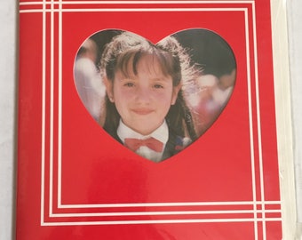 Vintage Valentine's Day Card Photo Album Holds 8 photos Brand New NOS Pioneer