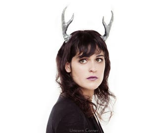 Antler Headband / Deer Antlers / Antler Headdress Headpiece / Doe Faun Fawn Costume Cosplay / Faux Antlers / Realistic Vegan Antler Crown