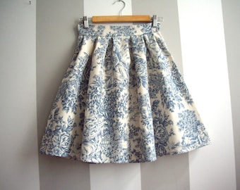 Toile de Jouy Skirt in Blue, Cotton Pleated Toile Skirt, Blue and Cream Toile High Waisted Skirt, Made to Order