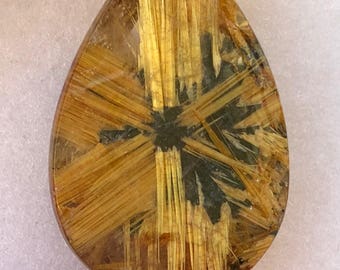 Star-studded quartz gemstone ct. 33,40. Cleopatrartstones