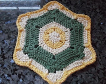 HOT PAD HANDMADE Crochet green/yellow