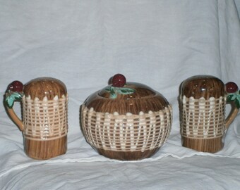 Vintage Enesco Brown Sugar and Salt and Pepper set