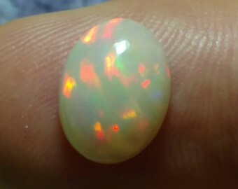 Ethiopian Opal / 2.52 ct / natural opal / welo opal / loose opal / opal cabochon / crystal opal / caramel opal / loose gemstone / oval opal