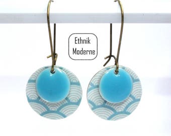 Earrings blue Asian motif